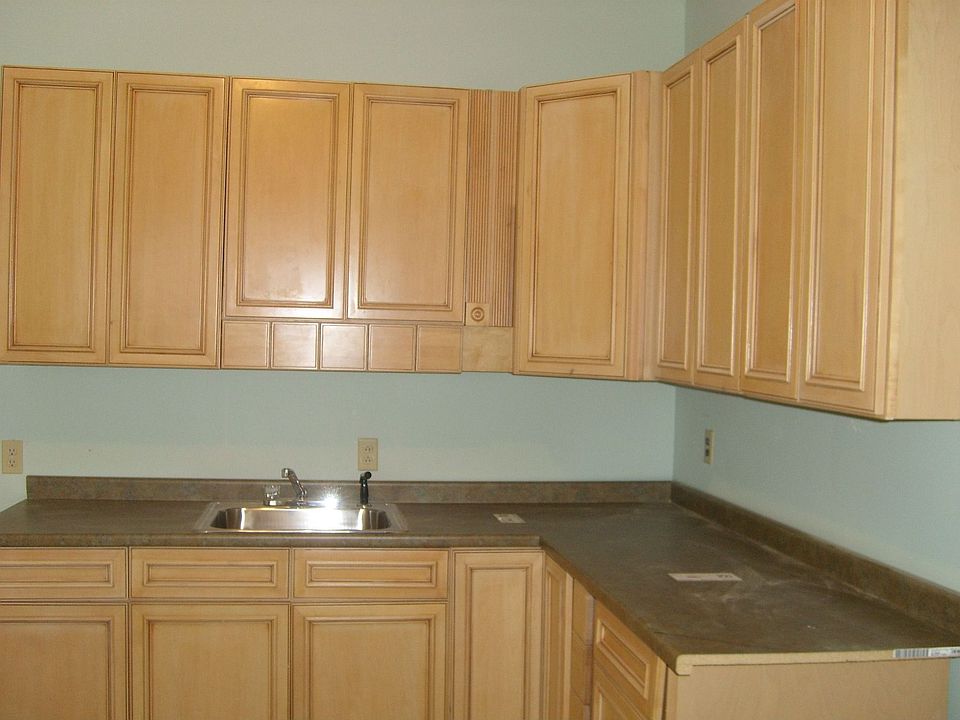 2nd image of 241 Belmont St