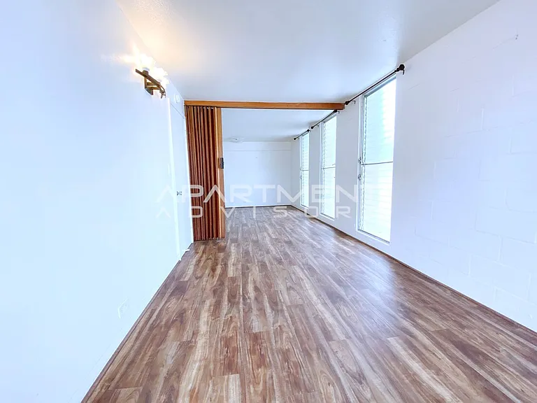 1703 Citron St — Photo 8