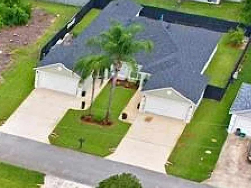 1st image of 75 Emerson Dr