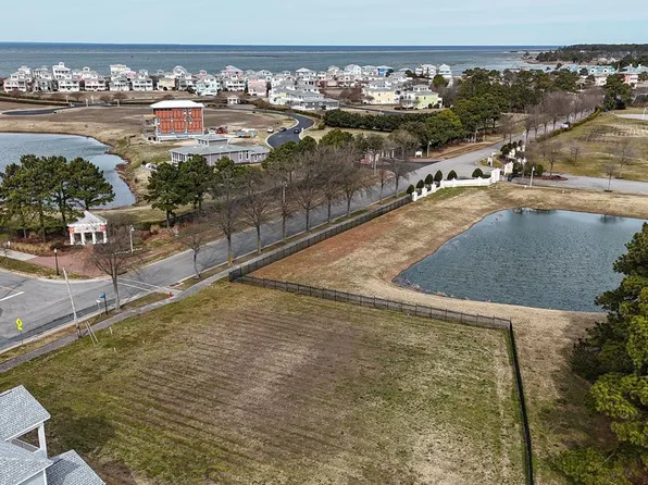 117 Fig St, Cape Charles, VA 23310