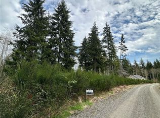 9945 Thomas St, Forks, WA 98331