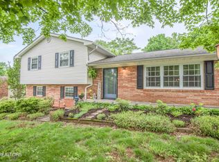 505 NW Bosworth Rd, Knoxville, TN 37919