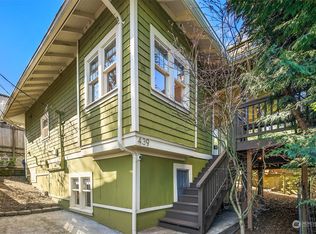 439 24th Ave E, Seattle, WA 98112
