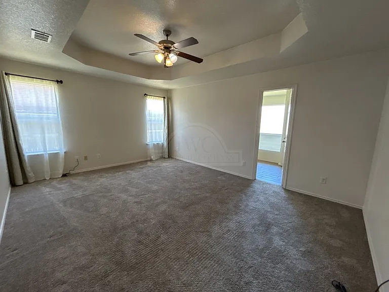 10105 Diana Dr — Photo 21