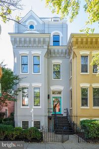 17 7th St SE, Washington, DC, 20003