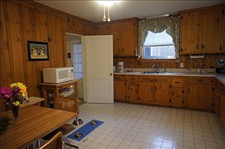 4th image of 202 Grove Park Cir
