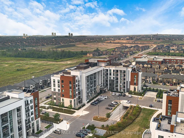 460 Gordon Krantz Ave #209 — Photo 4