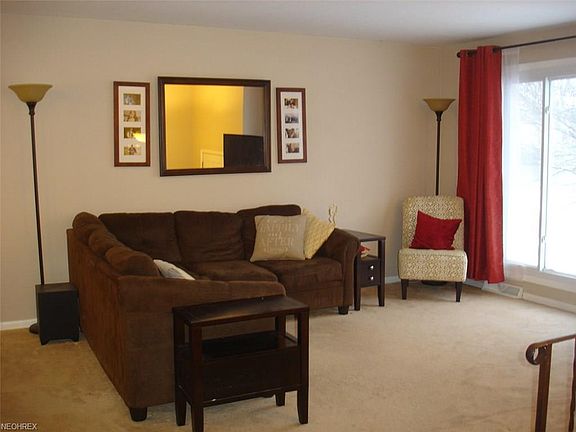 3rd image of 6287 Brookmere Dr
