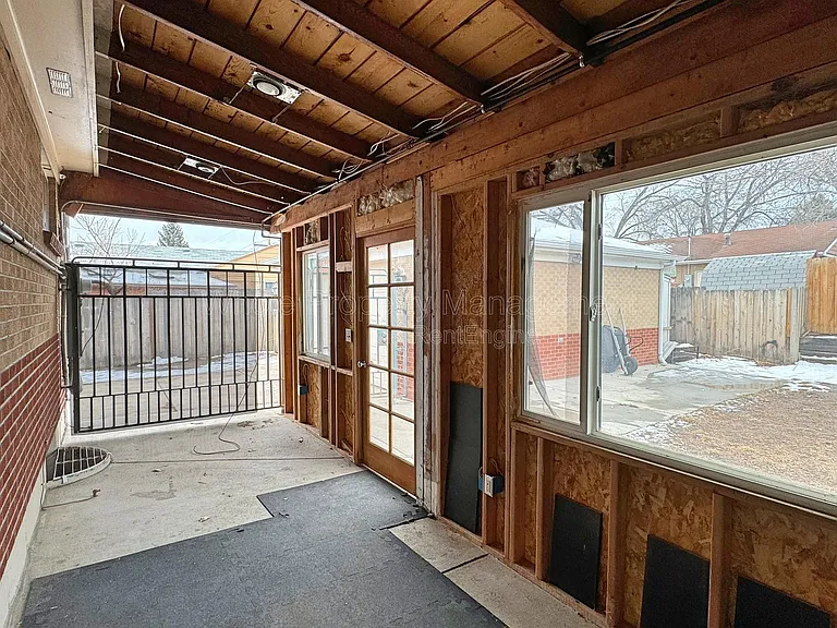 7071 Ruth Way — Photo 20