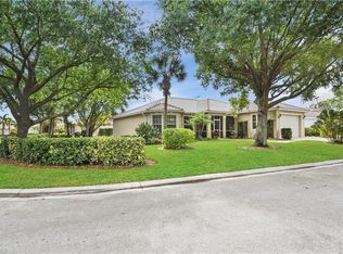 3702 Muir Woods Way, Naples, FL 34116