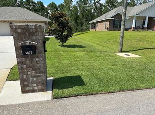 6676 Indian St, Navarre, FL 32566