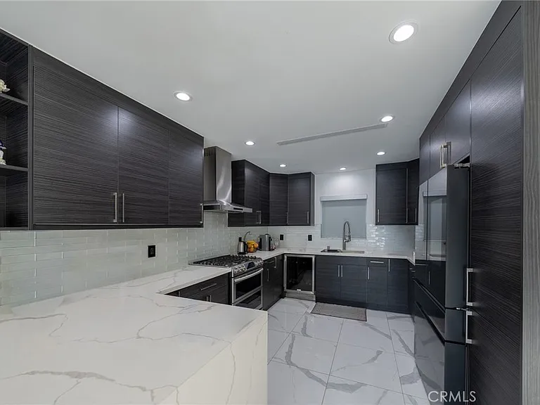 7719 Rhodes Ave — Photo 7