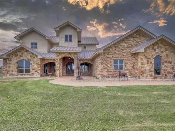 1901 Glenoak Dr, Corpus Christi, TX 78418