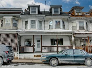 1211 W Mulberry St, Coal Township, PA 17866