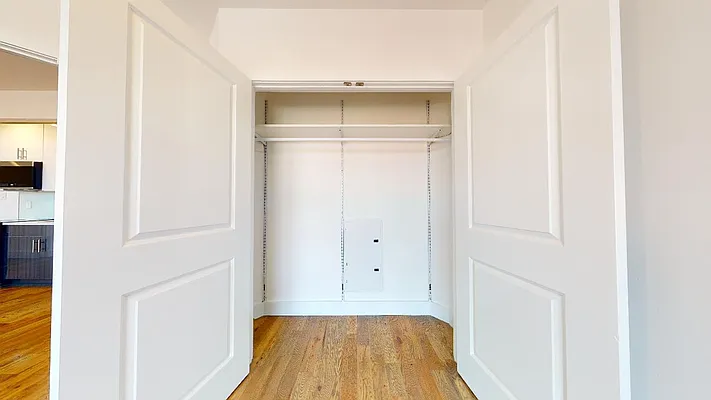 Rented by Metro Garden Realty NYC | media 36