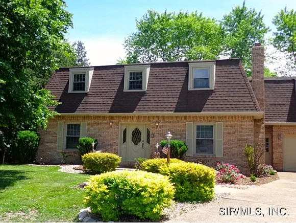4 Linden Ct photo 1