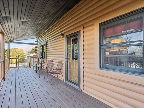 3rd image of 2977 Jay Dr