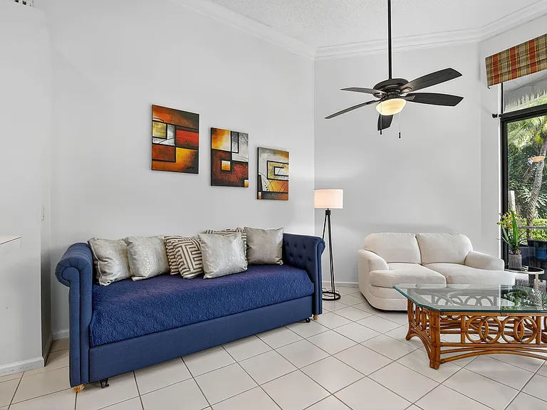 4553 Barclay Fair Way — Photo 20