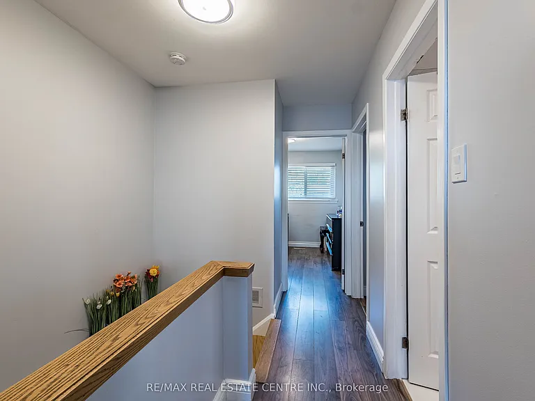 937 Blairholm Ave #UPPER — Photo 17