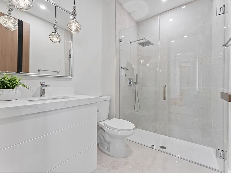 1103 NE 16th Ave — Photo 36
