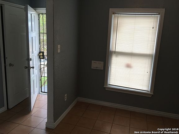 4th image of 446 Natalen St