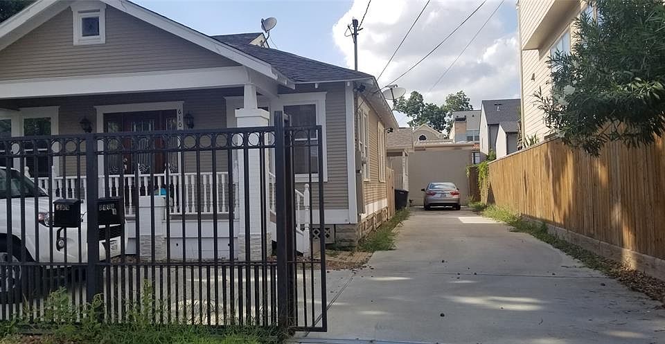 1st image of 6108 Tyne St #B