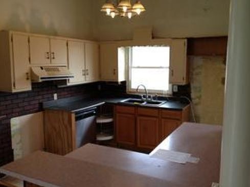 5th image of 1614 Sherwood Dr