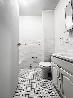 Rented by Coda Real Estate NYC | media 17