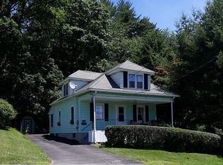 54 Davenport St, Dallas, PA 18612