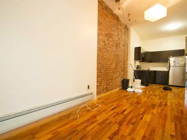 84 George Street image 25 of 29