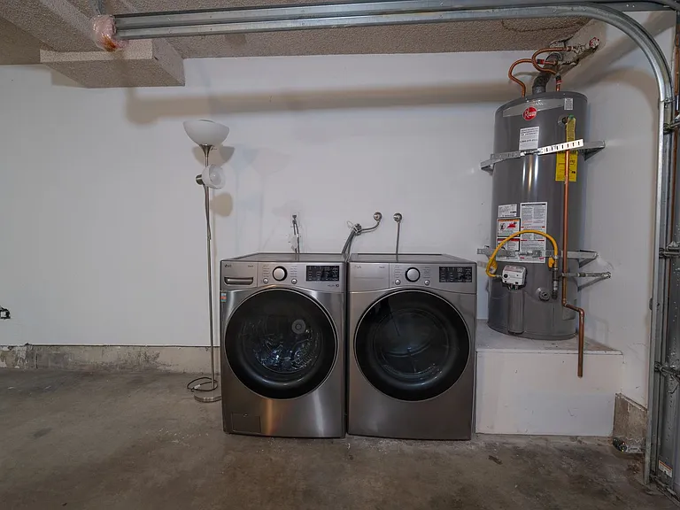 525 N Alhambra Ave #C — Photo 25