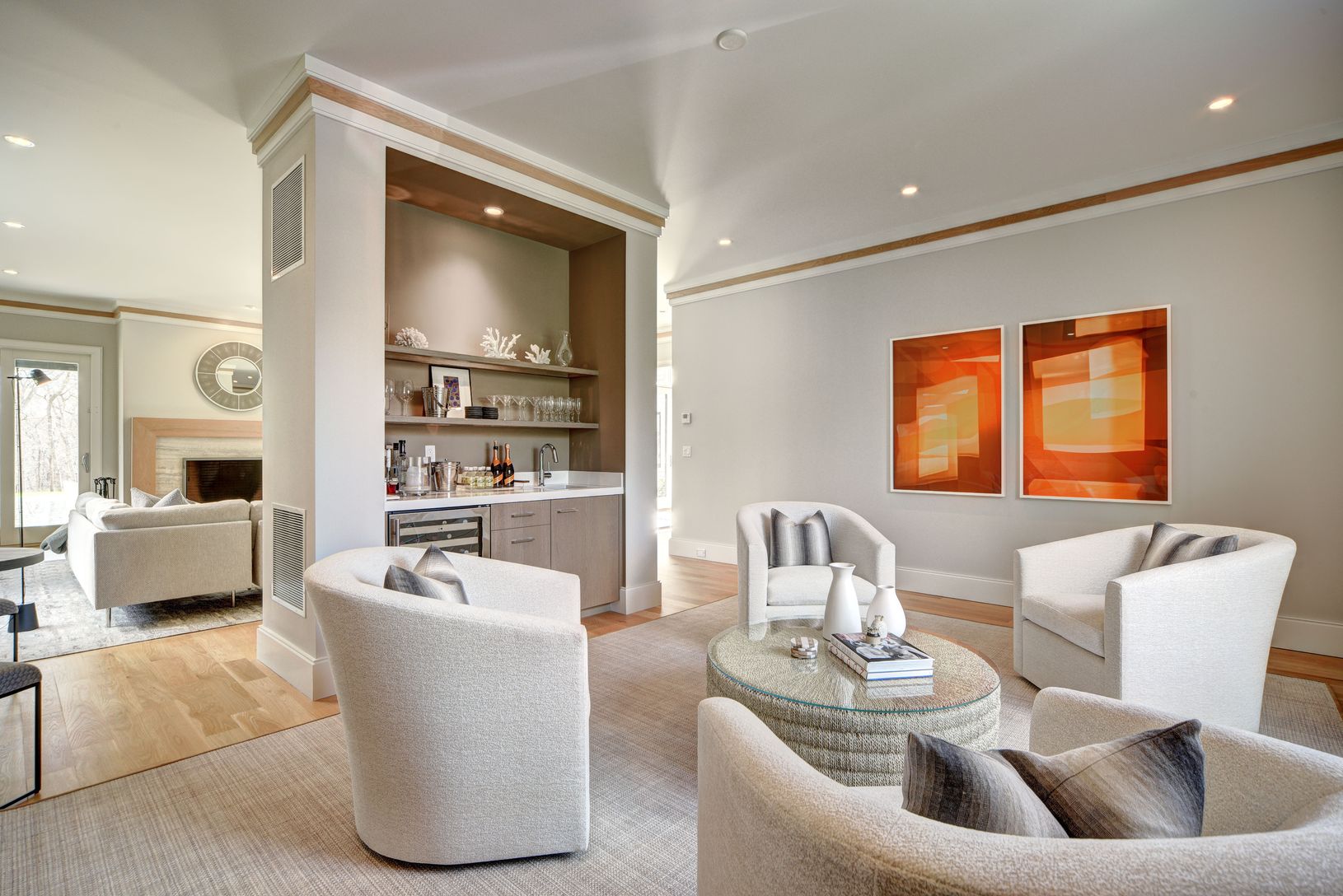  Intimate Lounge and Drinks Space off Mian Living Room