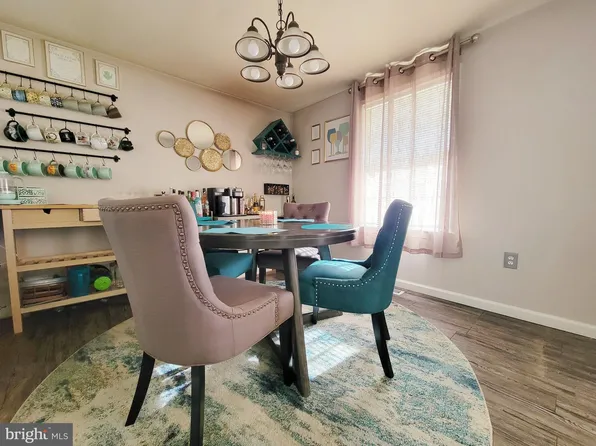 123 E Buck St, Paulsboro, NJ 08066