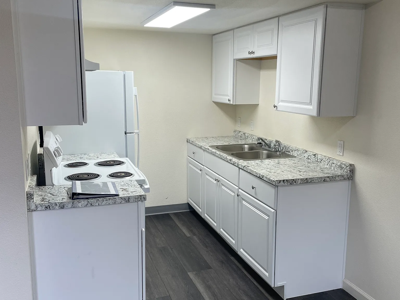 2 bed, 840 sqft, $1,500 — Photo 2
