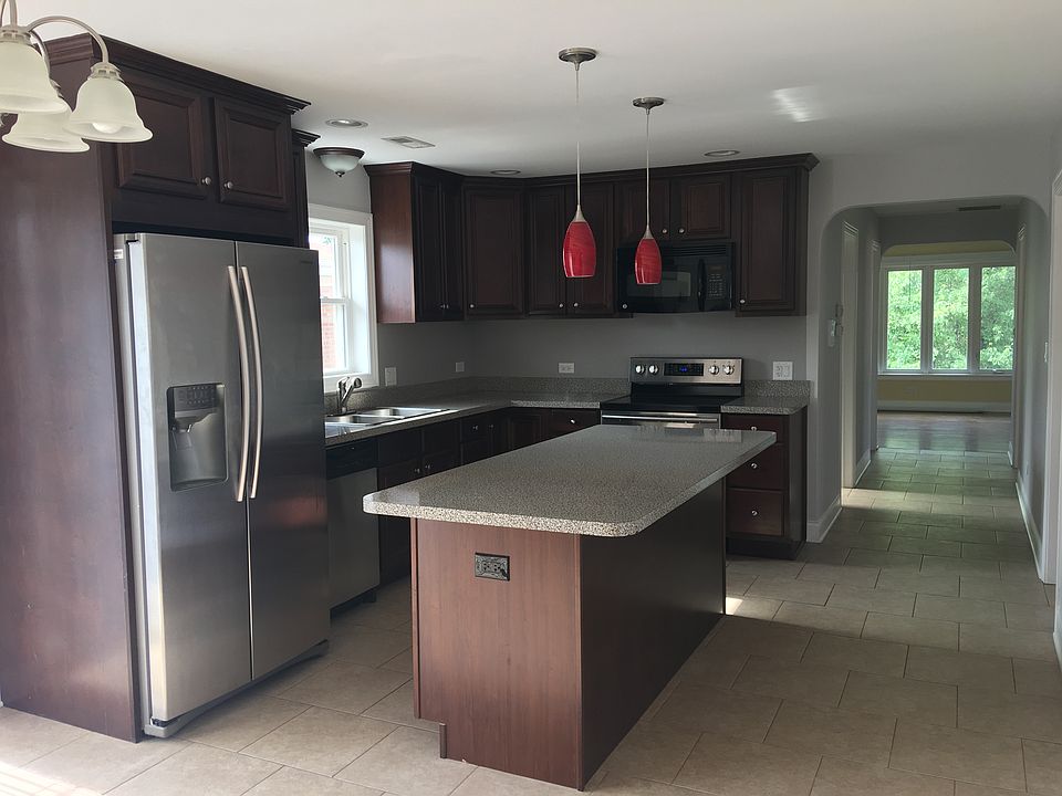 2nd image of 8672 W Carmen Ave #2