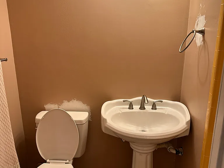 3208 S Battlebridge Dr — Photo 30