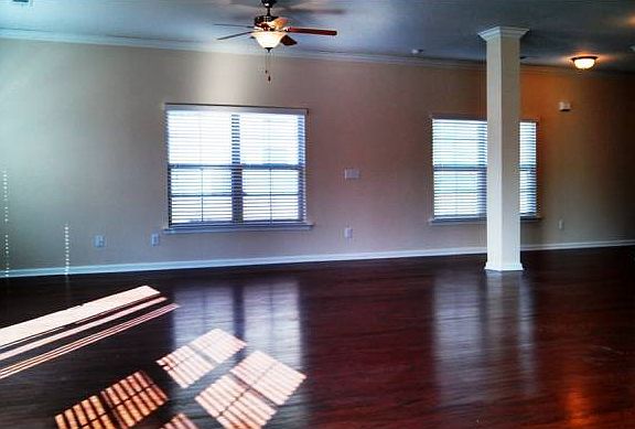 Hardwood Great Room