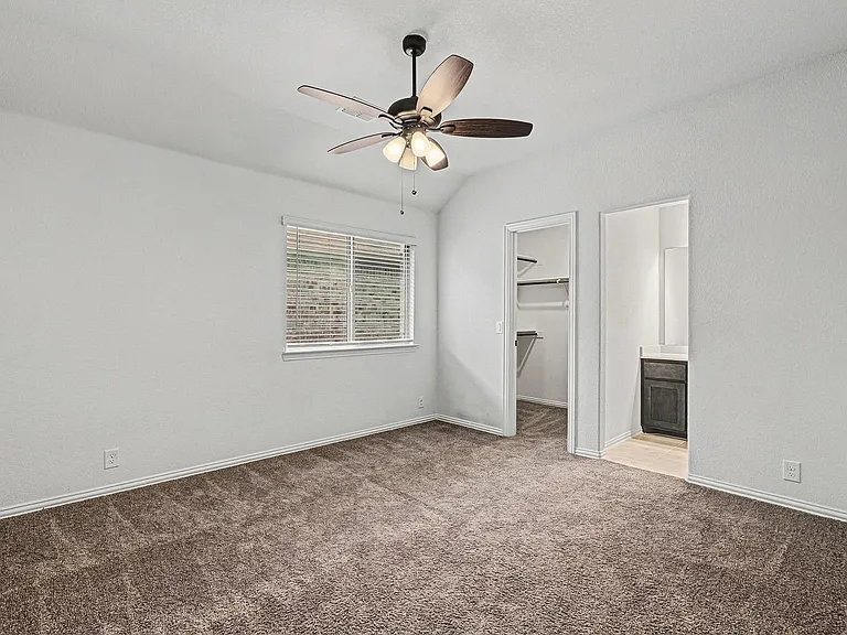 1080 Canuela Way — Photo 31