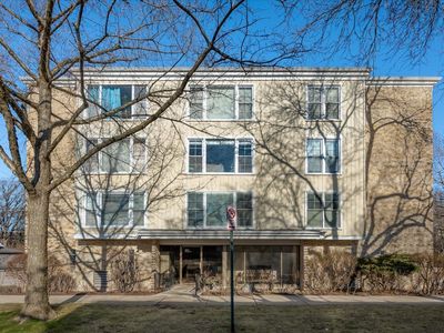 601 Ridge Rd APT 202, Wilmette, IL, 60091