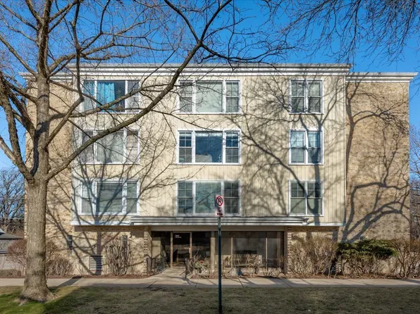 601 Ridge Rd APT 202, Wilmette, IL 60091