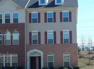 5690 Virginia Ln #84, Oxon Hill, MD 20745