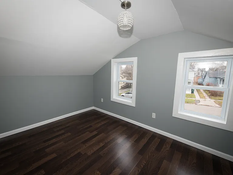 Upstairs Front Bedroom