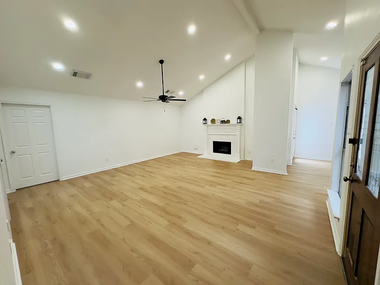 18322 Autumn Trails Ln — Photo 31