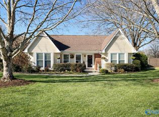 122 Break Water Dr, Huntsville, AL 35811