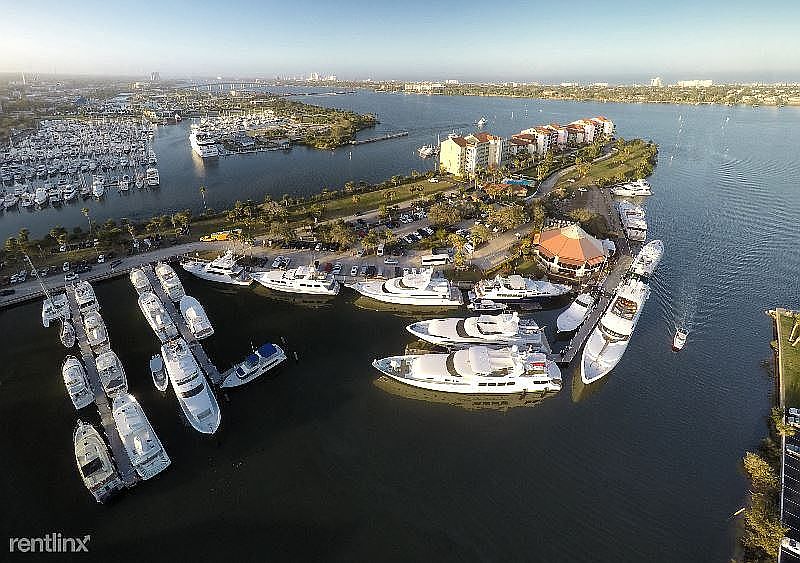 1st image of 541 Marina Point Dr
