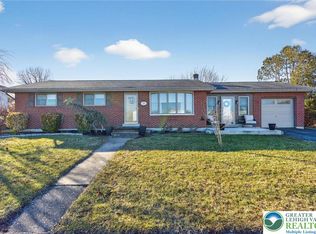 226 W Front St, Alburtis, PA 18011