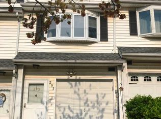 293 Bartlett Ave, Staten Island, NY 10312