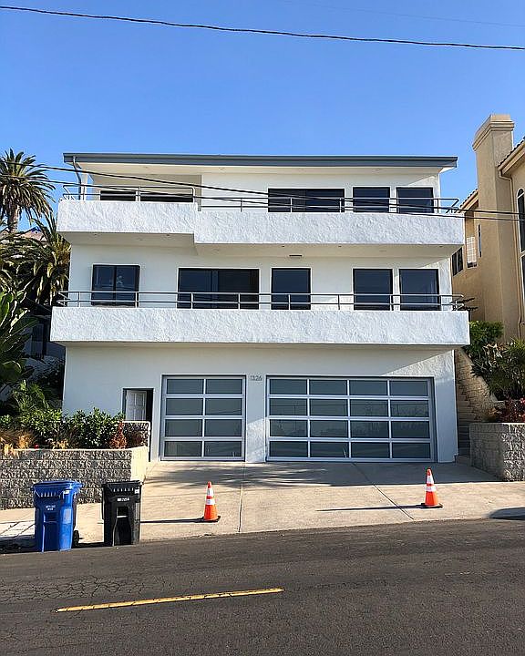 1st image of 1326 W 36th St