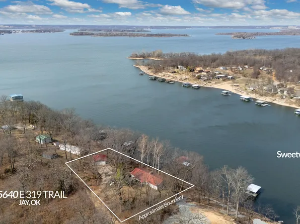 55640 E 319th Trl, Jay, OK 74346