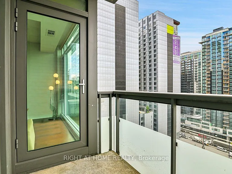 238 Besserer St #1406 — Photo 35
